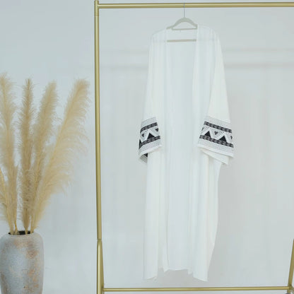 White abaya with hijab – lightweight modest outfit for Eid, prayer, or special occasions